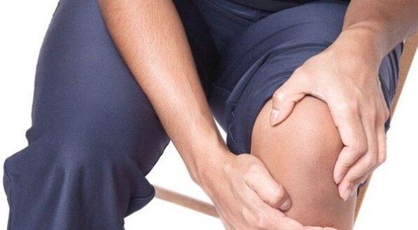 Gonartróza doprovázená bolestí v kolenním kloubu